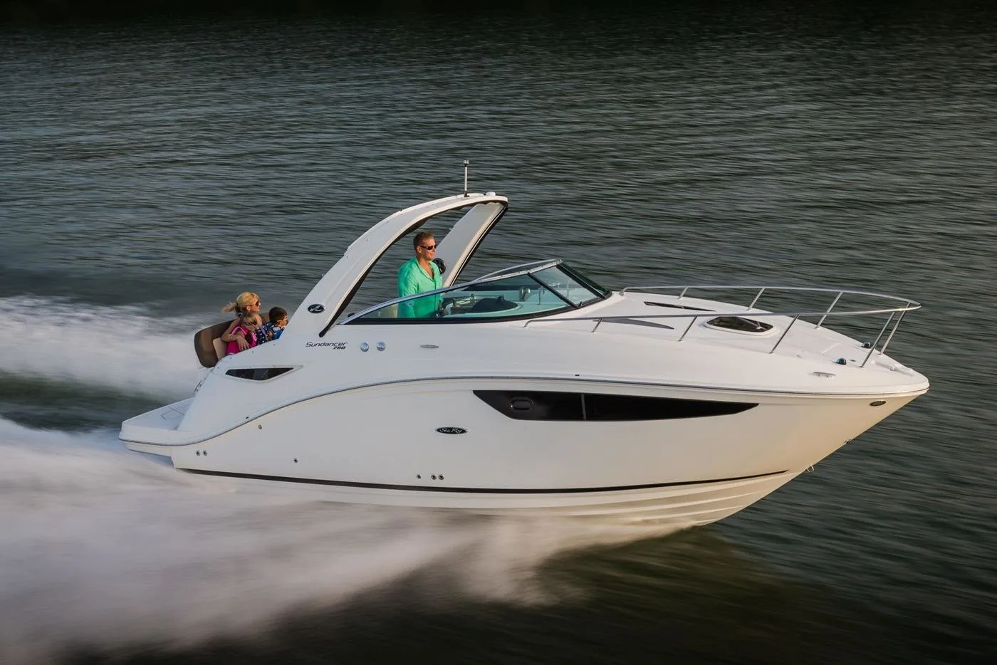 Thumbnail 3 for 2016 Sea Ray 260 Sundancer