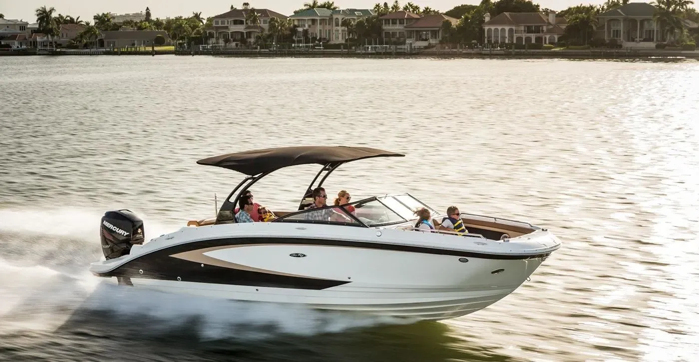 2016 Sea Ray 270 Sundeck Outboard Image Thumbnail #8