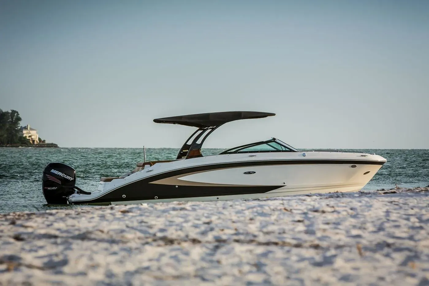 2016 Sea Ray 270 Sundeck Outboard Image Thumbnail #9