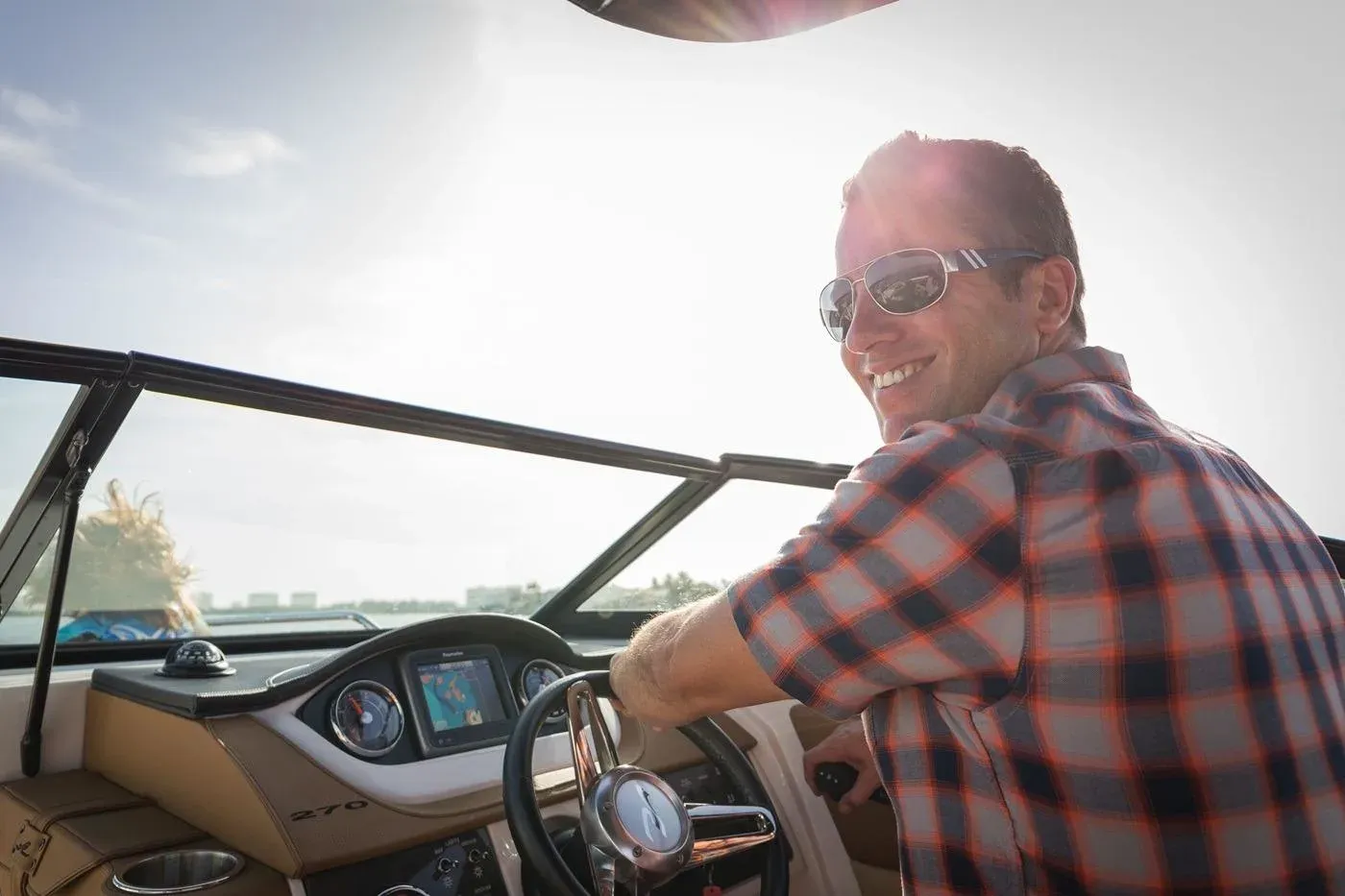2016 Sea Ray 270 Sundeck Outboard Image Thumbnail #13