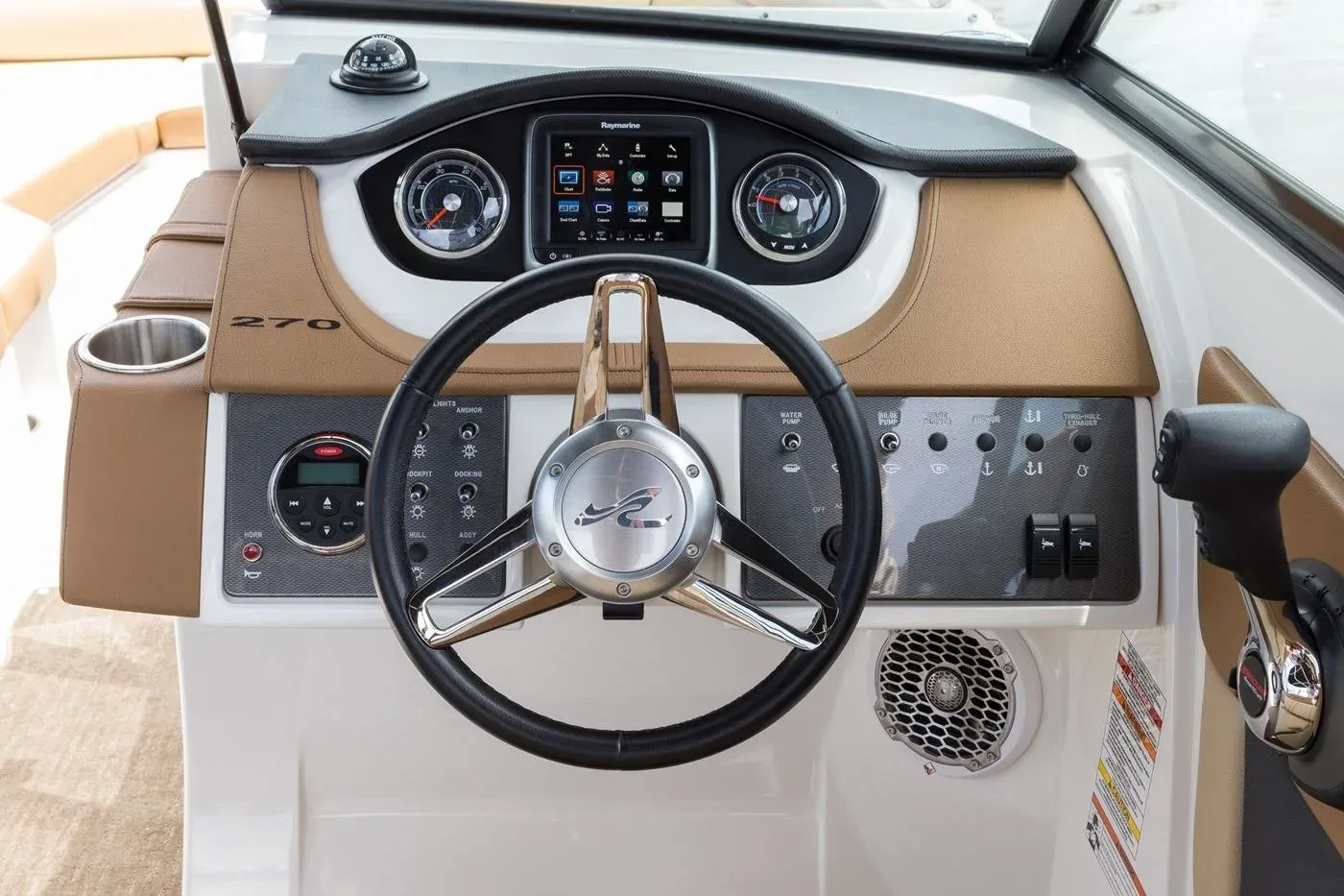 2016 Sea Ray 270 Sundeck Outboard Image Thumbnail #15