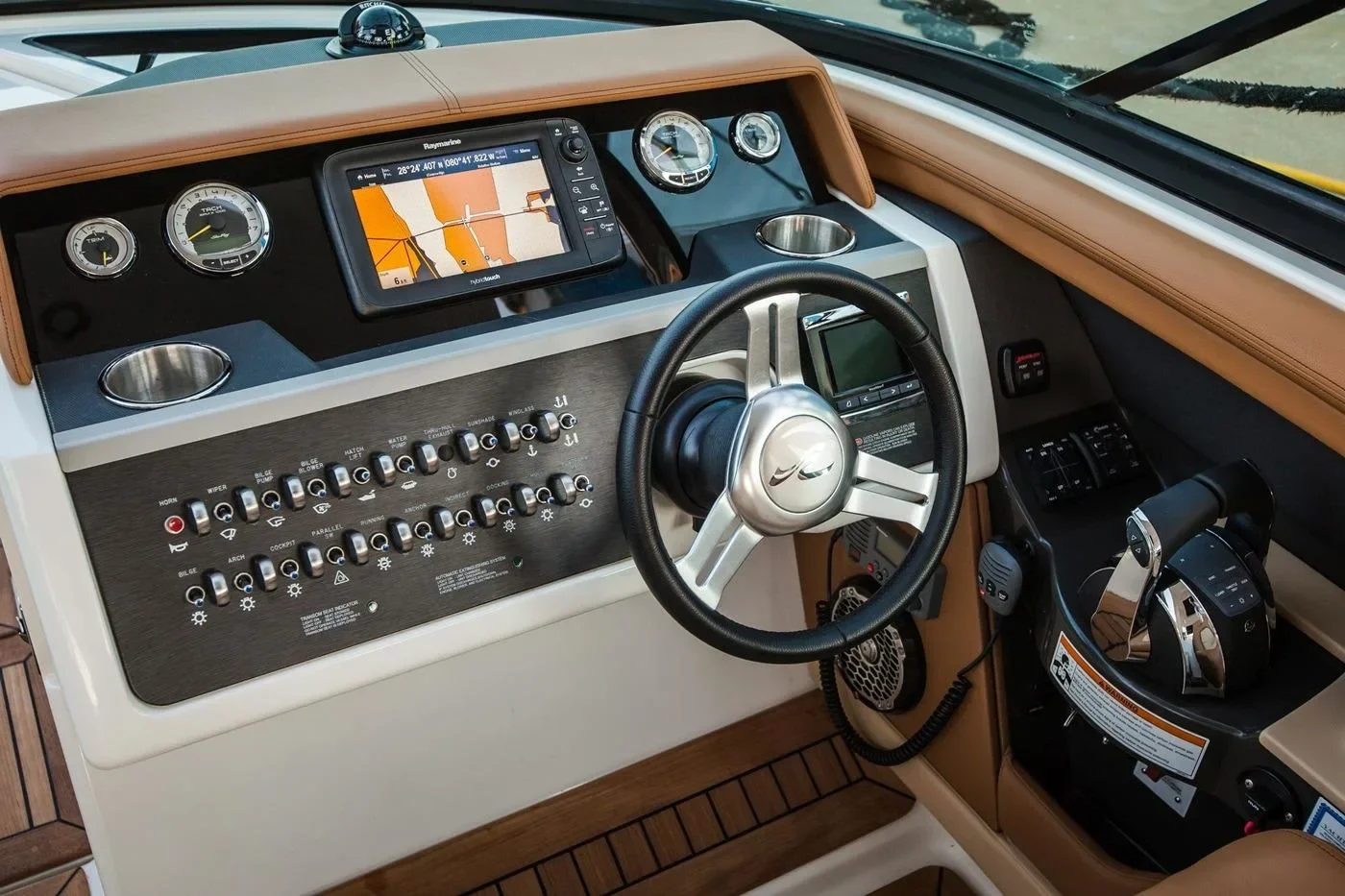 2016 Sea Ray 350 SLX Image Thumbnail #12