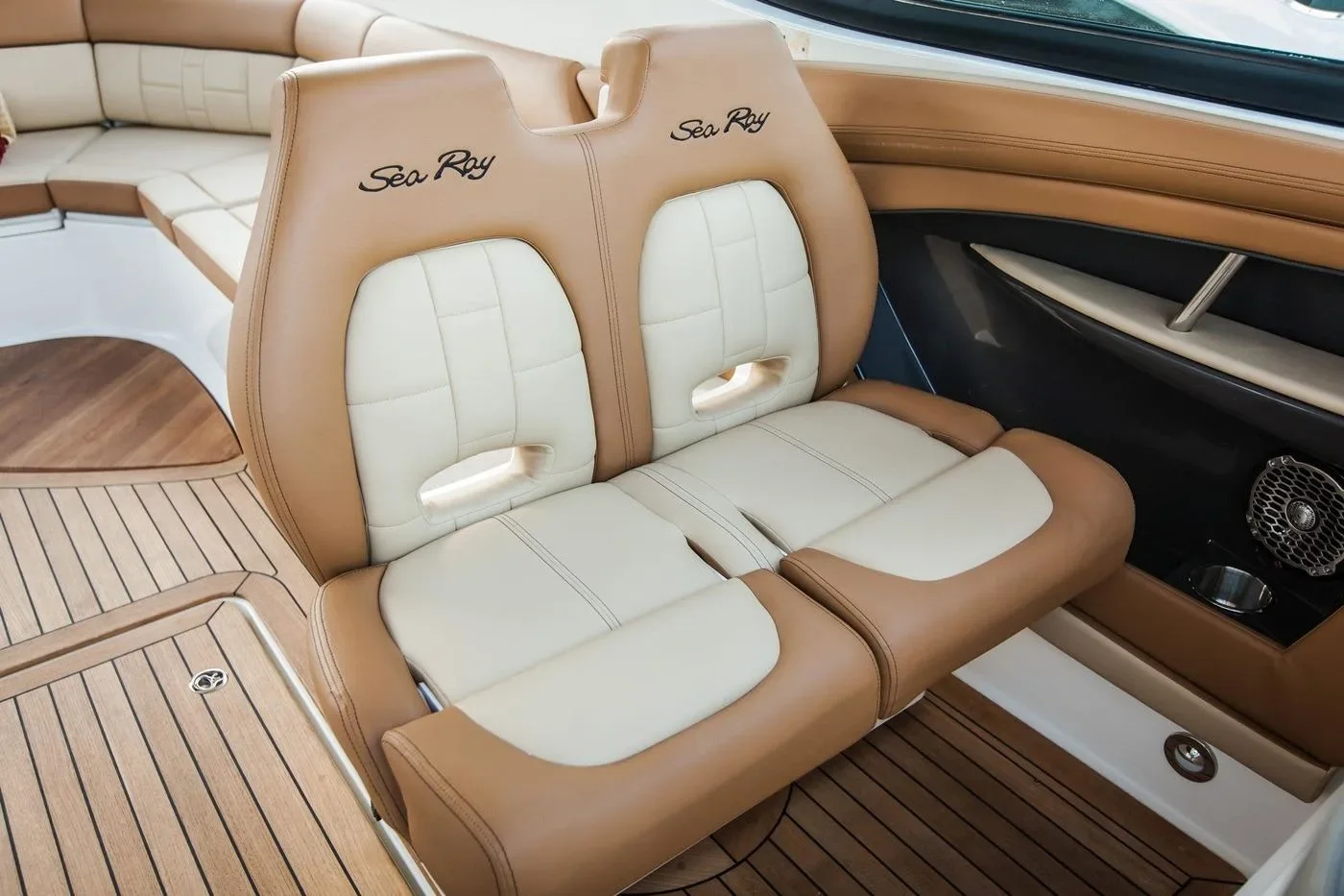 2016 Sea Ray 350 SLX Image Thumbnail #16