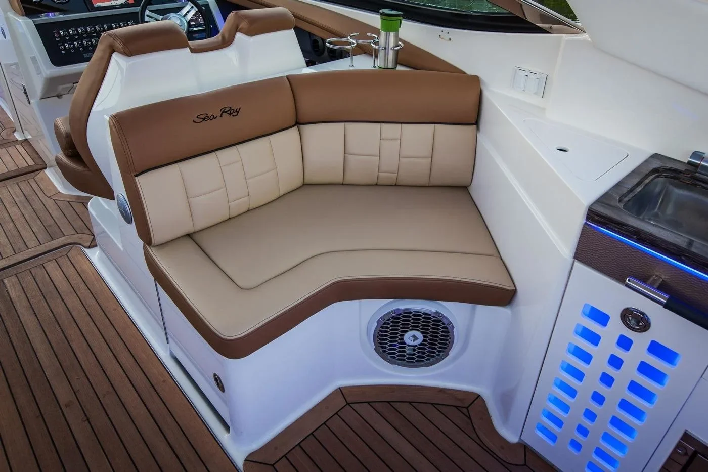 2016 Sea Ray 350 SLX Image Thumbnail #18