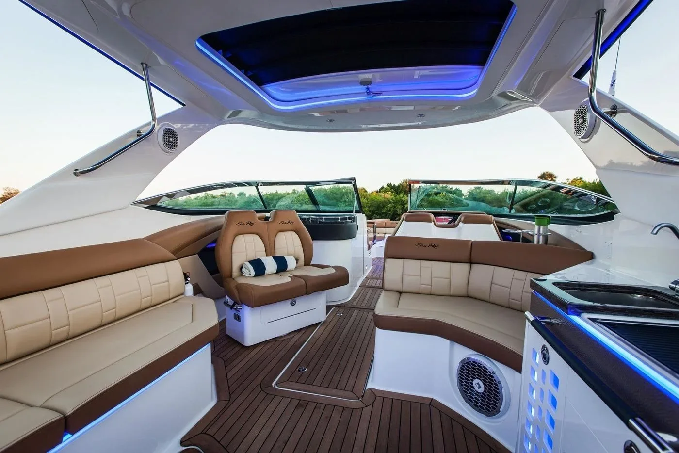 2016 Sea Ray 350 SLX Image Thumbnail #19