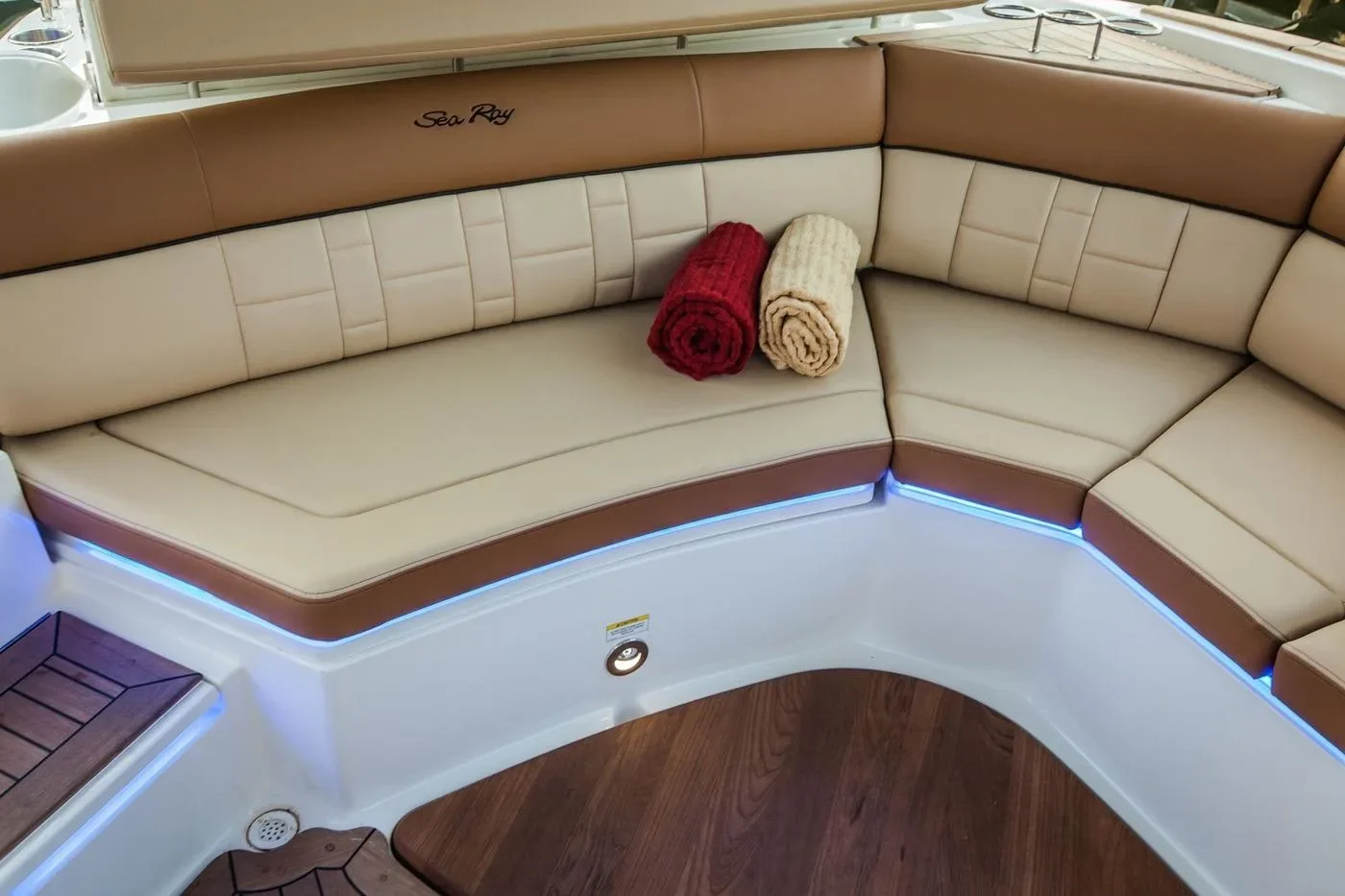 2016 Sea Ray 350 SLX Image Thumbnail #30