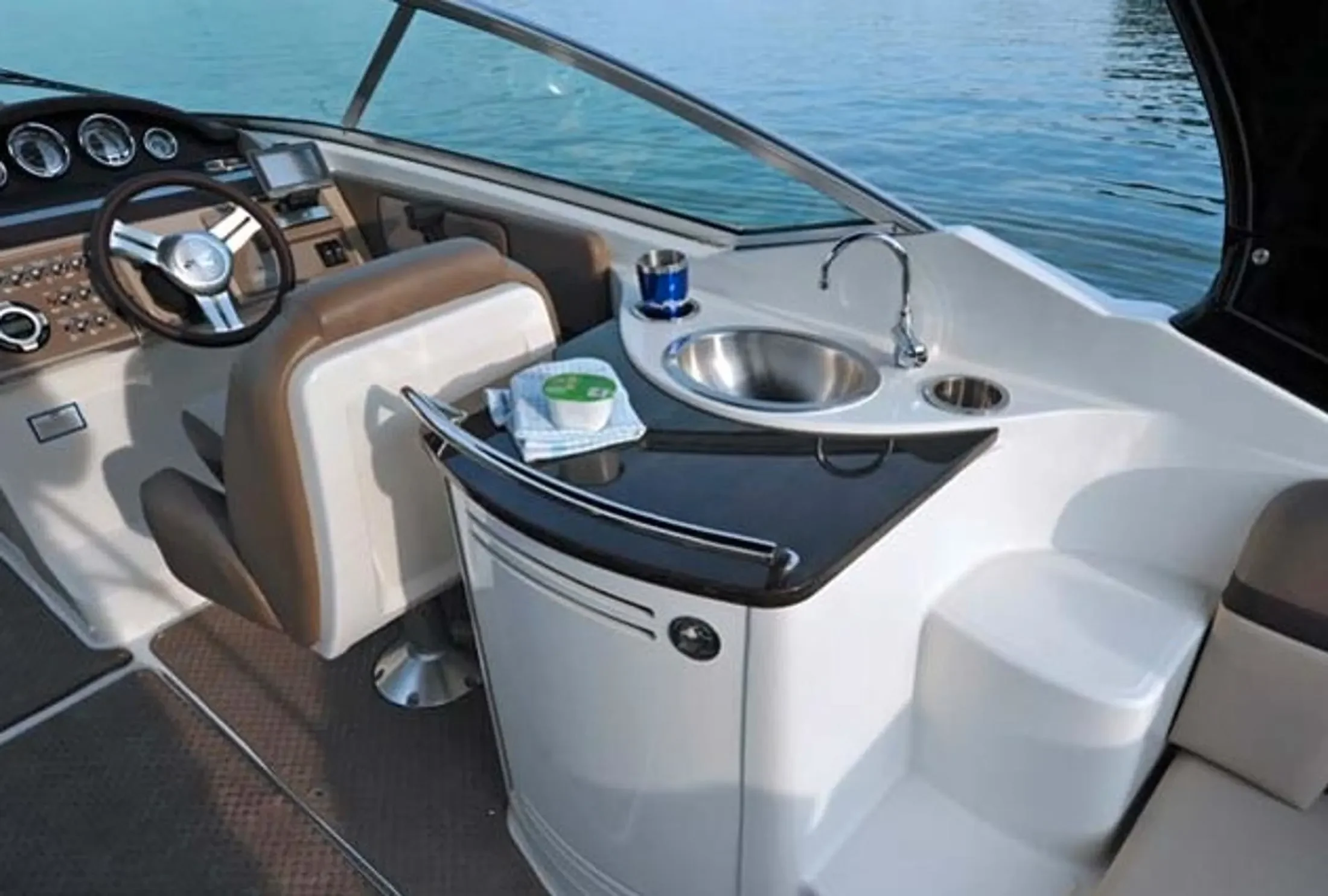 2014 Sea Ray 270 SLX Image Thumbnail #5