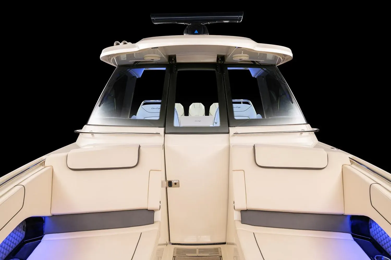2025 Chris-Craft Calypso 35 Image Thumbnail #7