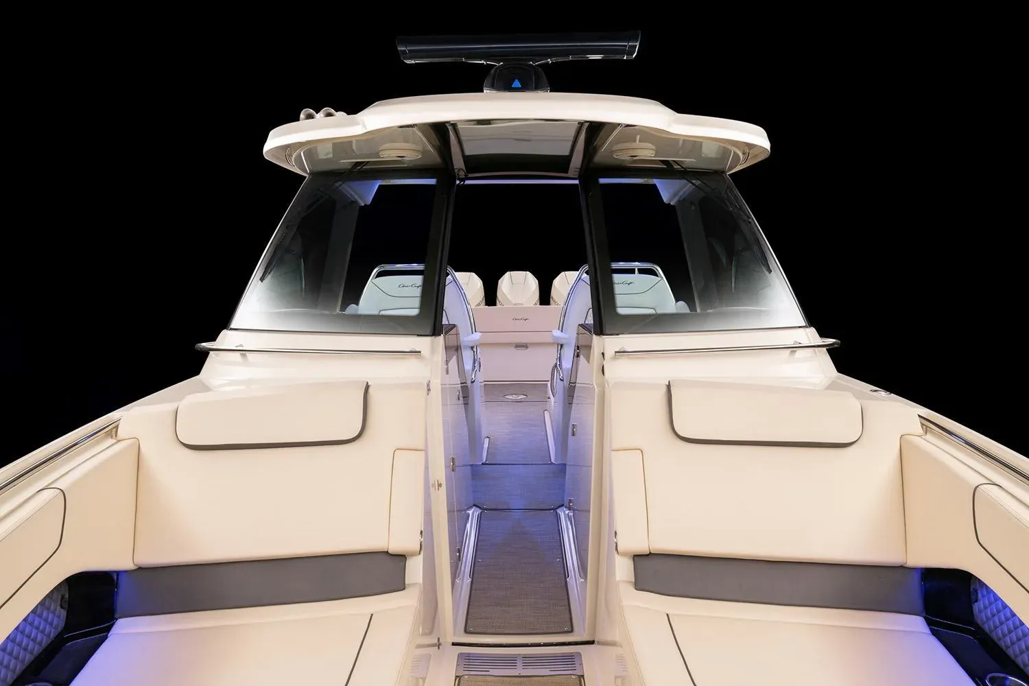 2025 Chris-Craft Calypso 35 Image Thumbnail #8