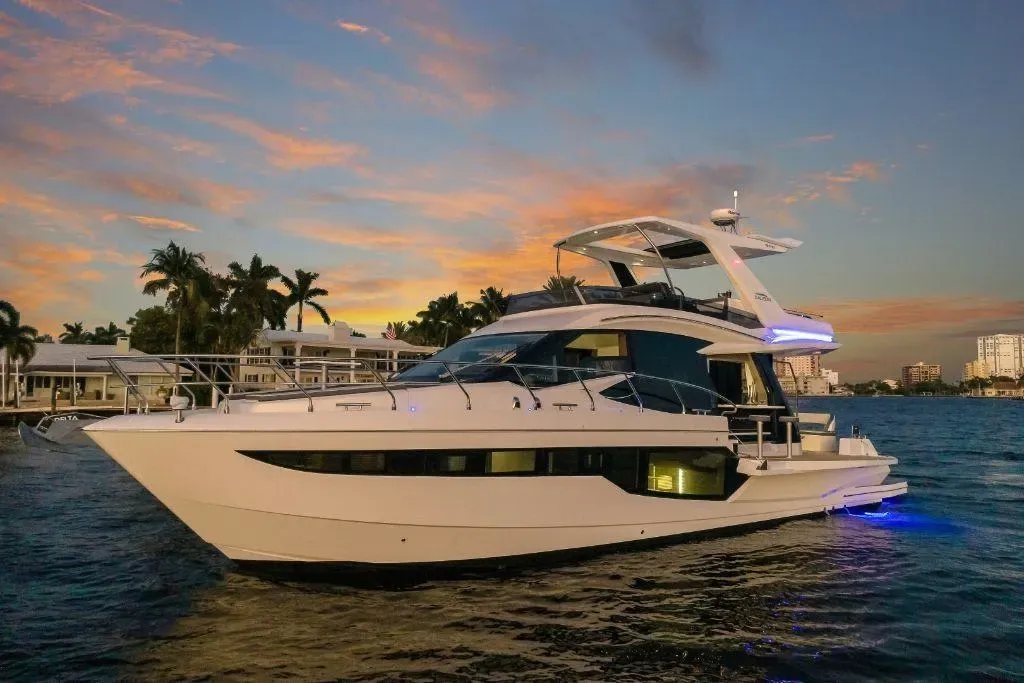 2026 Galeon 500 FLY Image Thumbnail #2