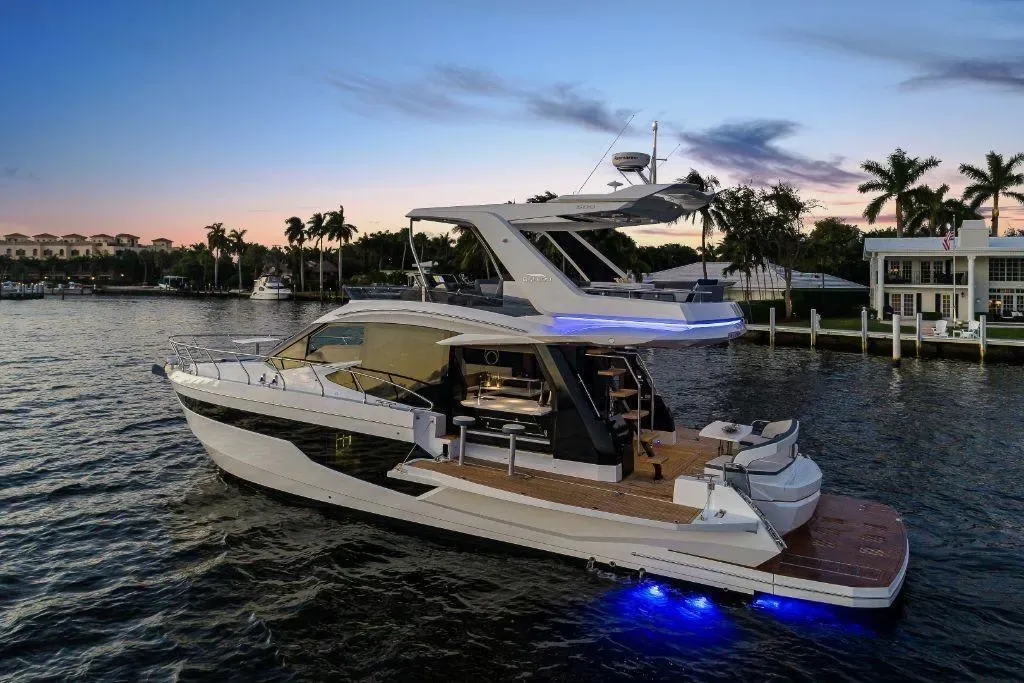2026 Galeon 500 FLY Image Thumbnail #7