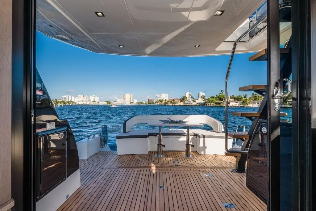 2026 Galeon 500 FLY Image Thumbnail #26