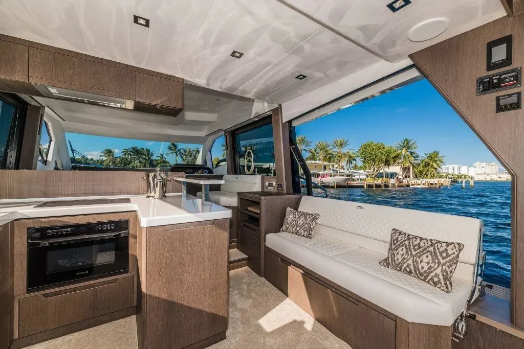 2026 Galeon 500 FLY Image Thumbnail #34