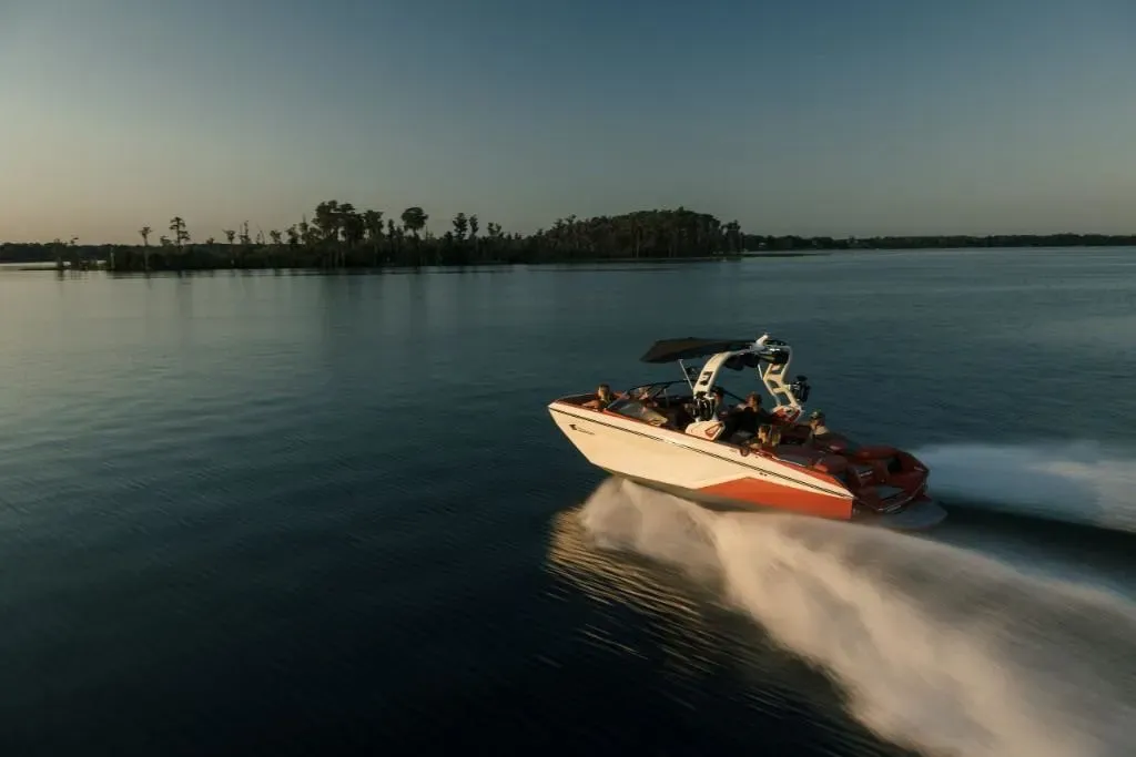 2025 Nautique Super Air Nautique G23 Image Thumbnail #3
