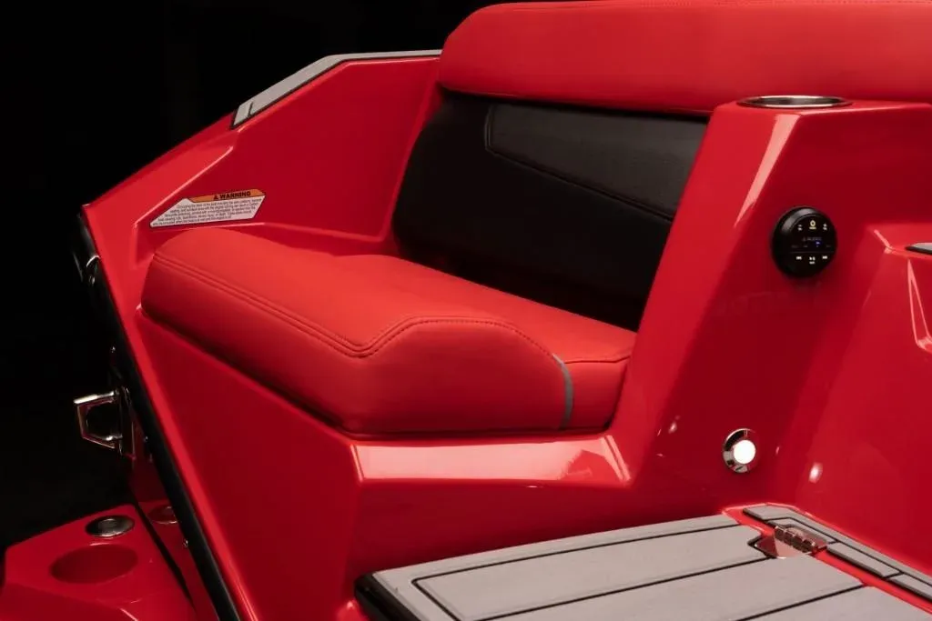 2025 Nautique Super Air Nautique G23 Image Thumbnail #8