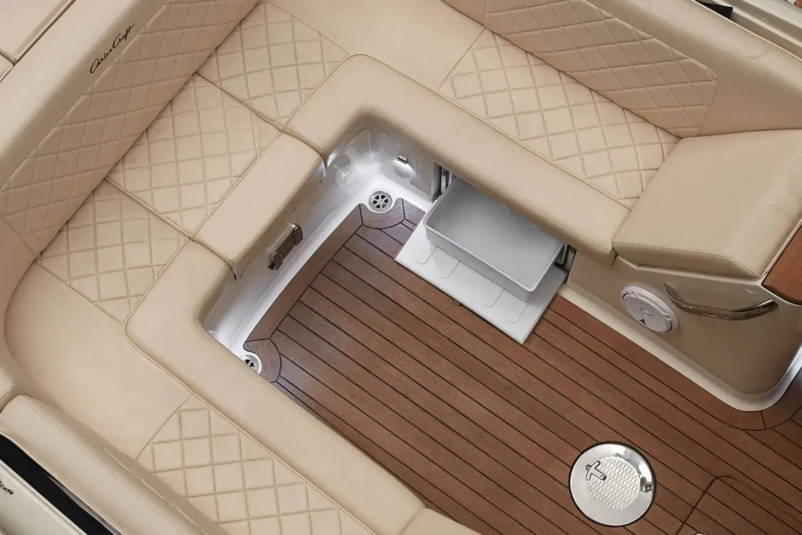 2025 Chris-Craft Launch 27 Image Thumbnail #9