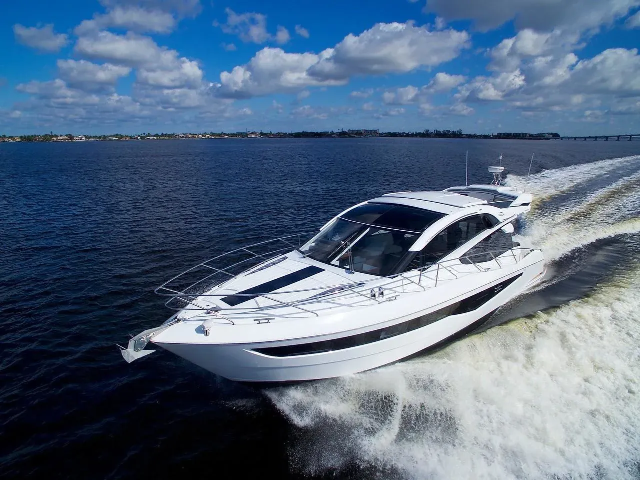 2025 Galeon 560 SKY Image Thumbnail #2