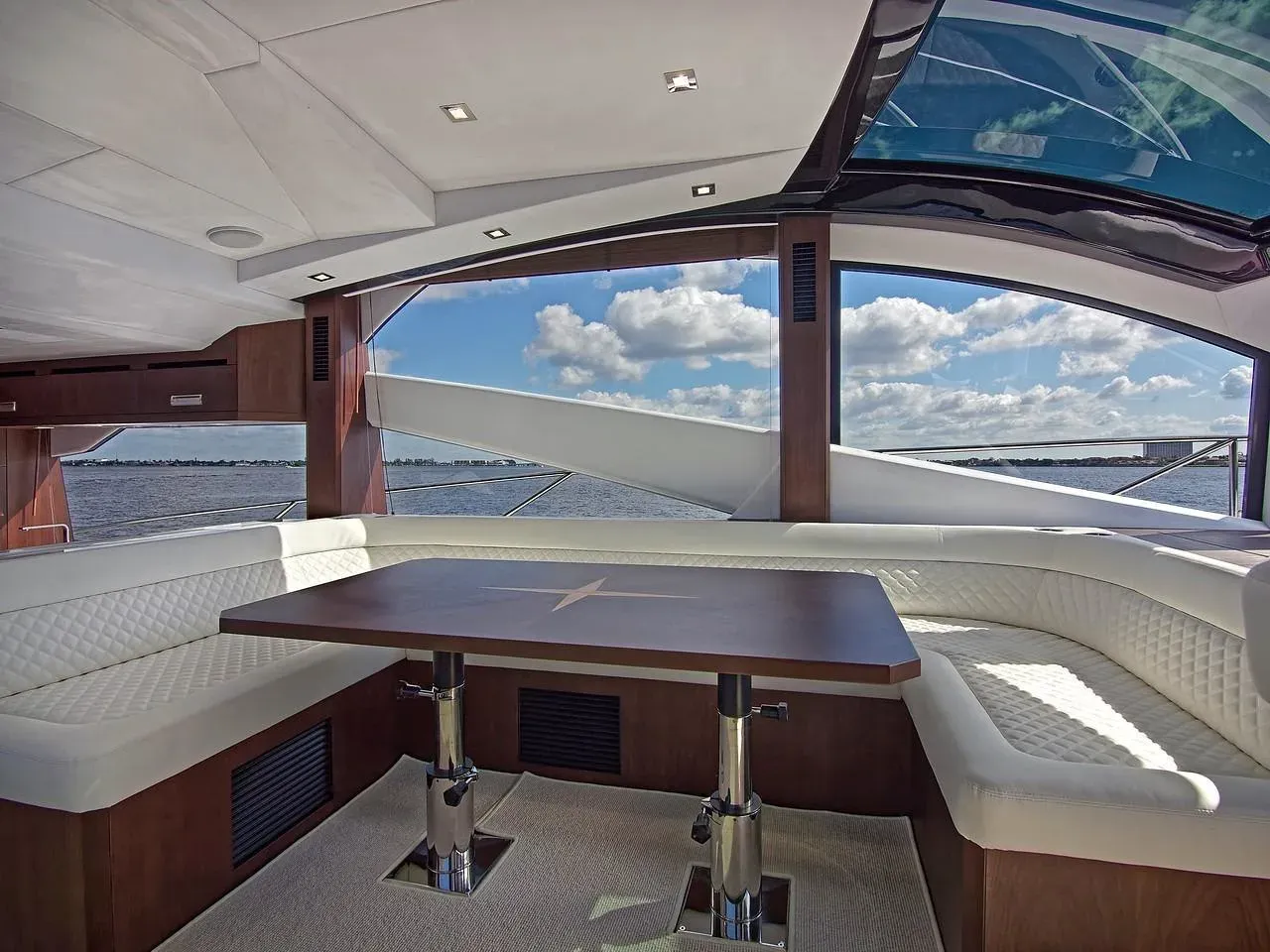 2025 Galeon 560 SKY Image Thumbnail #12