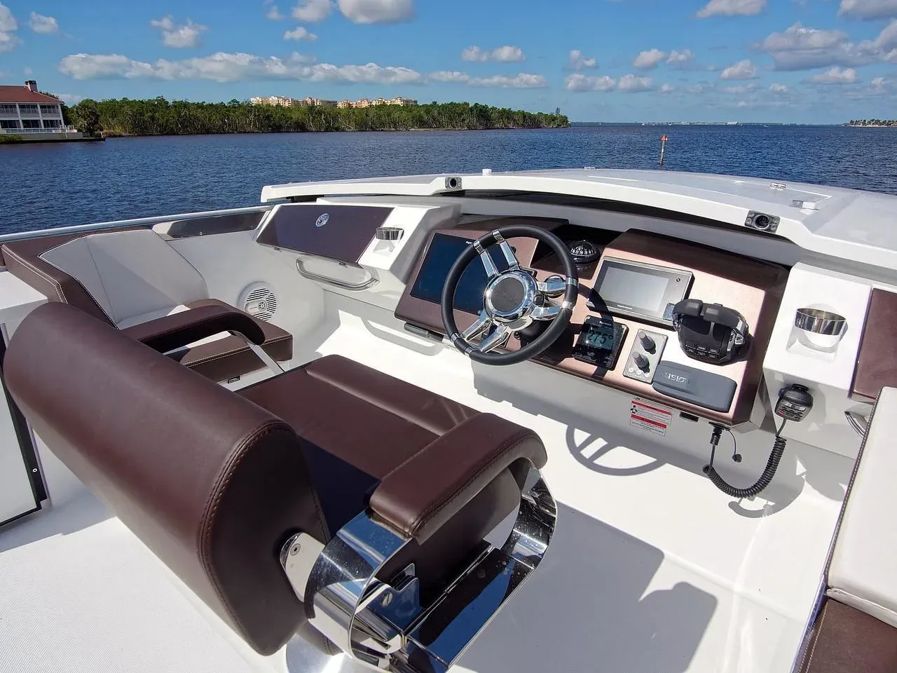 2025 Galeon 560 SKY Image Thumbnail #22