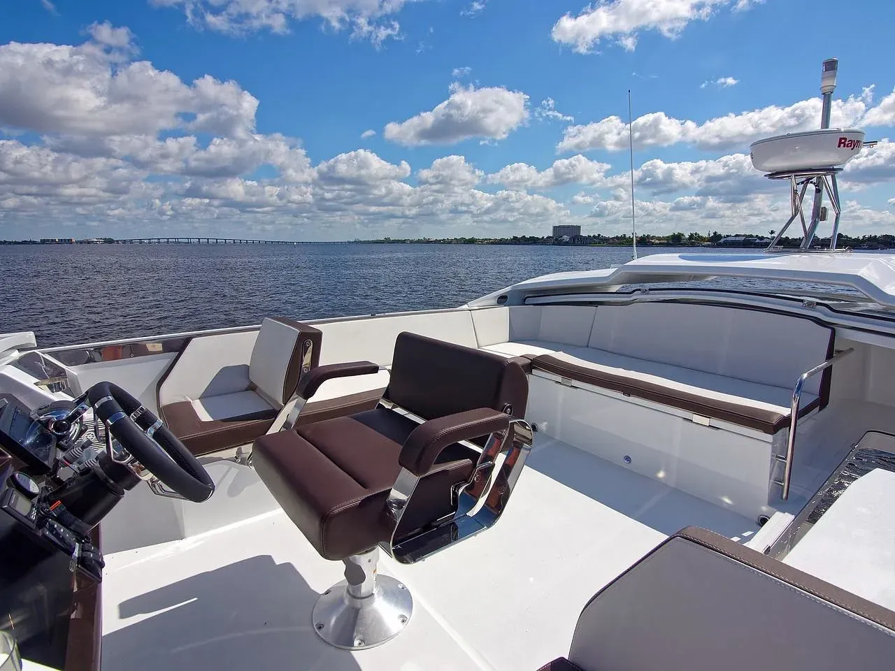 2025 Galeon 560 SKY Image Thumbnail #24