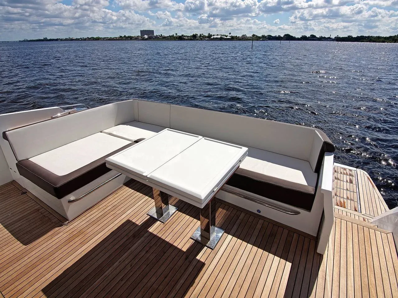 2025 Galeon 560 SKY Image Thumbnail #25