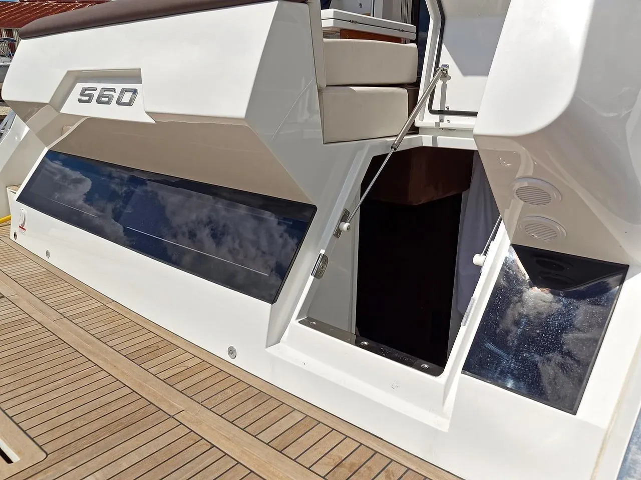 2025 Galeon 560 SKY Image Thumbnail #39