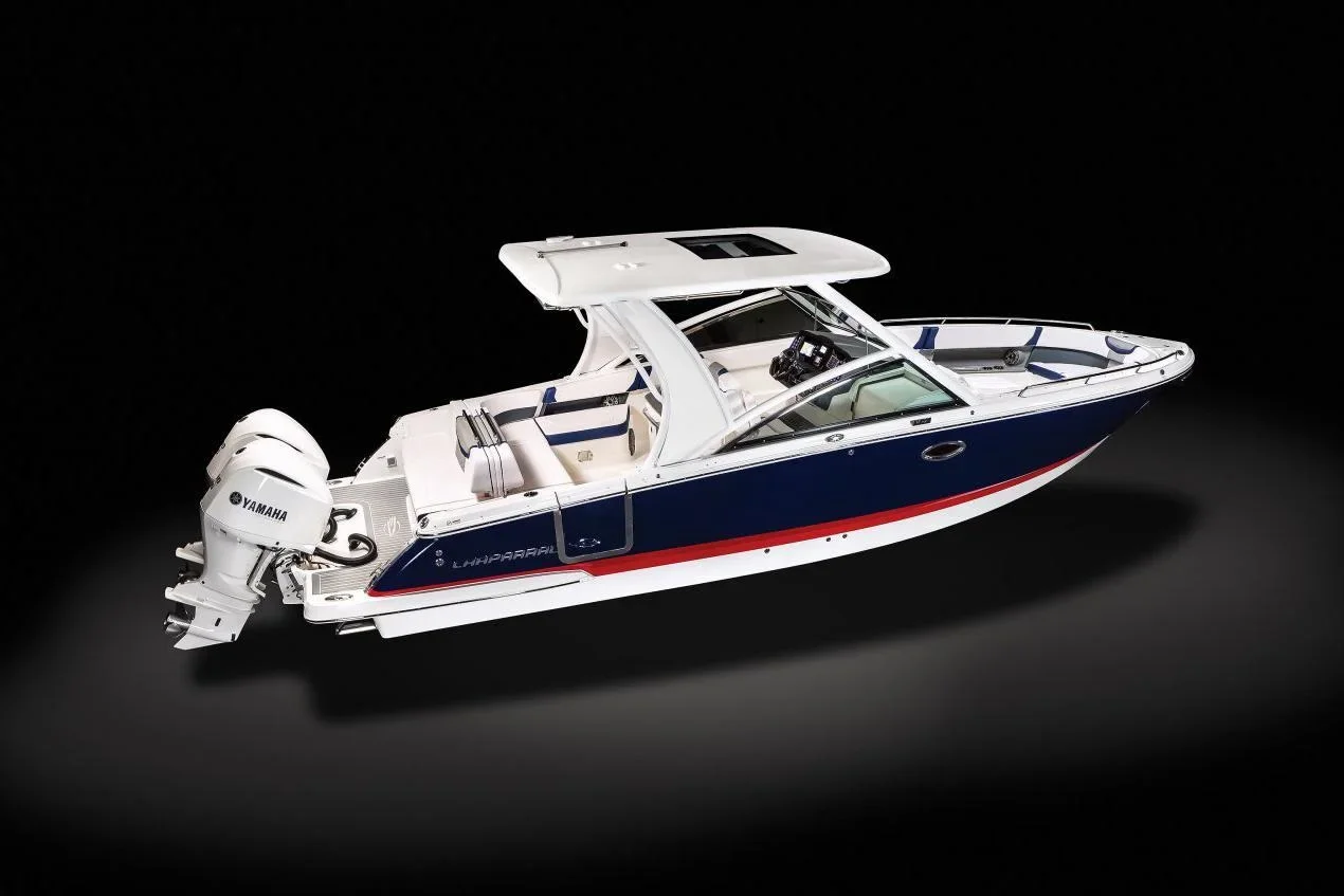 2023 Chaparral 300 OSX Image Thumbnail #3