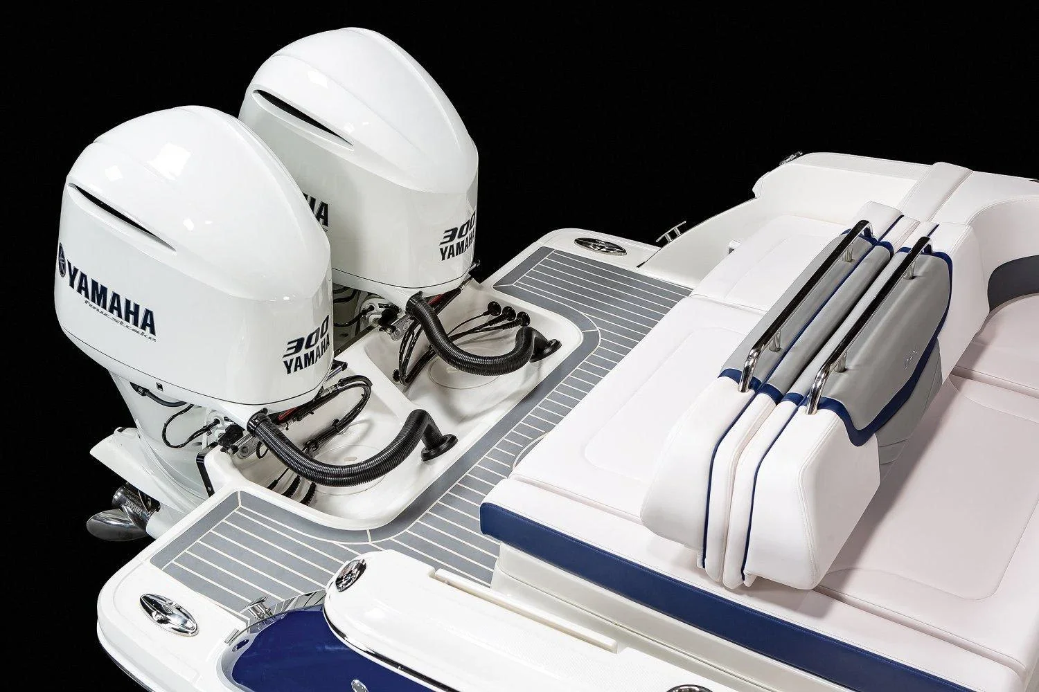 2023 Chaparral 300 OSX Image Thumbnail #19