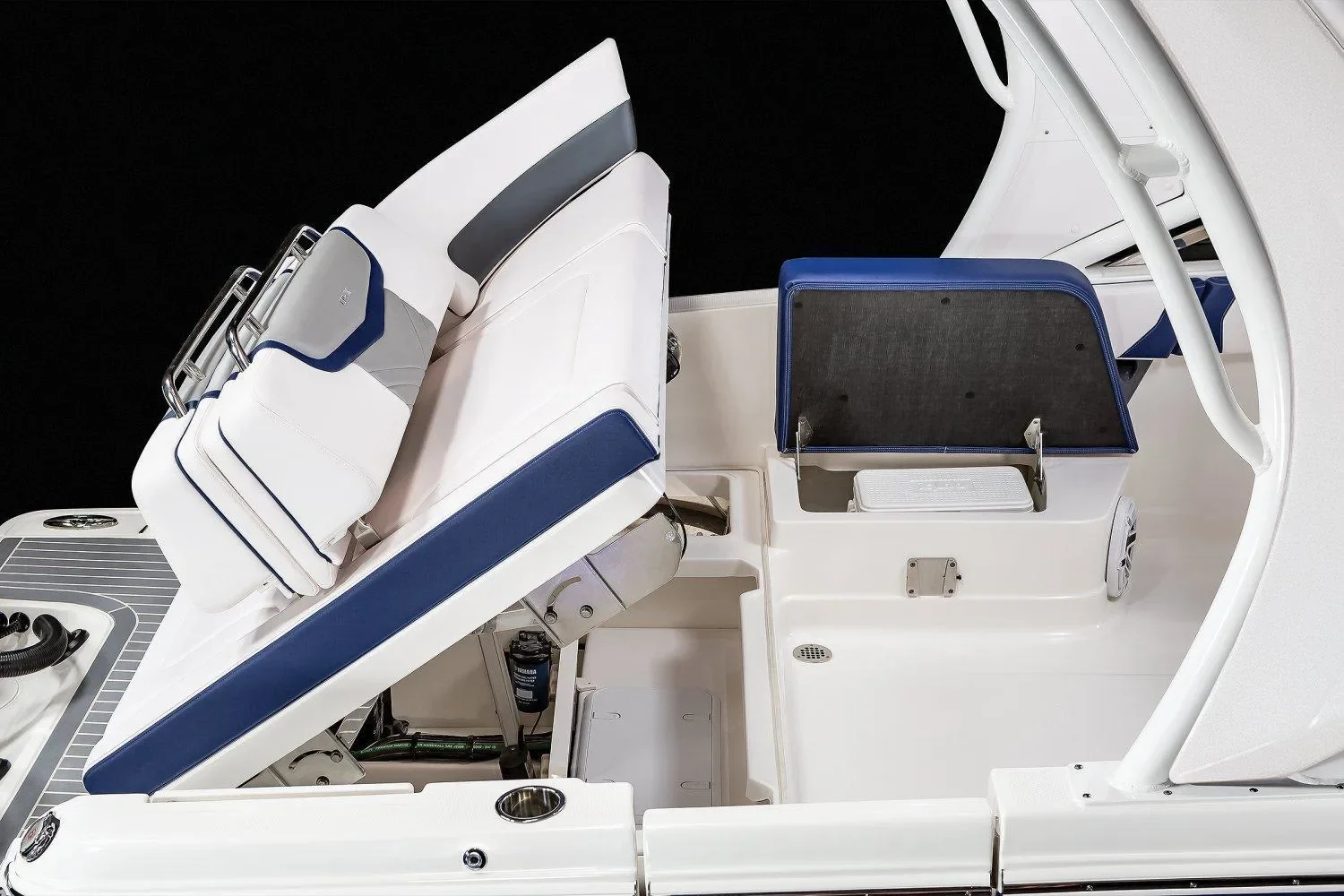 2023 Chaparral 300 OSX Image Thumbnail #18