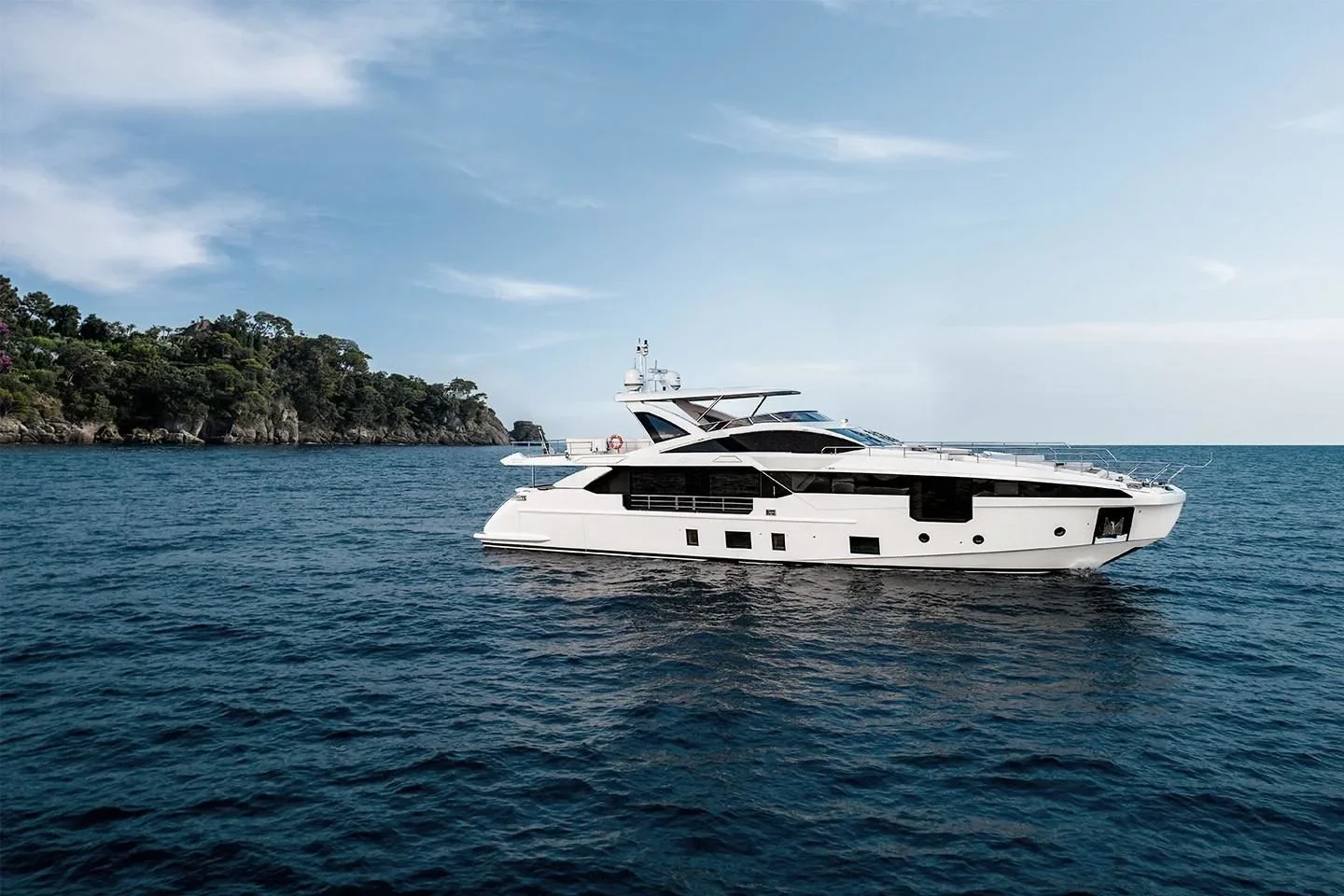2026 Azimut Grande 32M Image Thumbnail #1