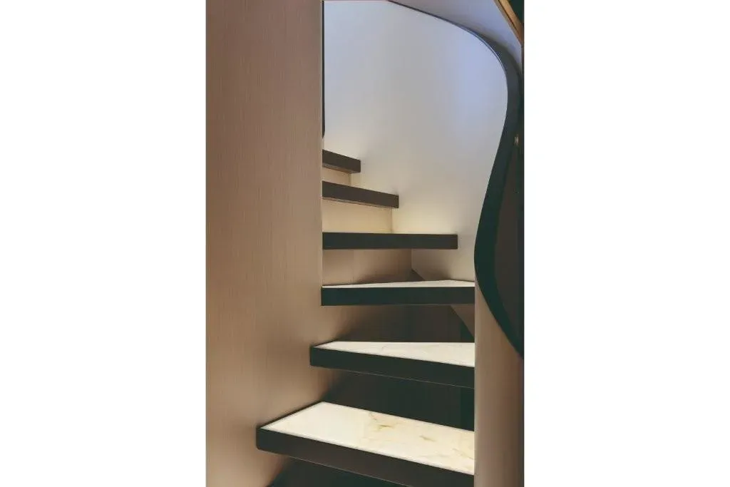 2026 Azimut Grande 32M Image Thumbnail #5