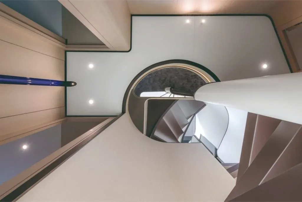 2026 Azimut Grande 32M Image Thumbnail #6