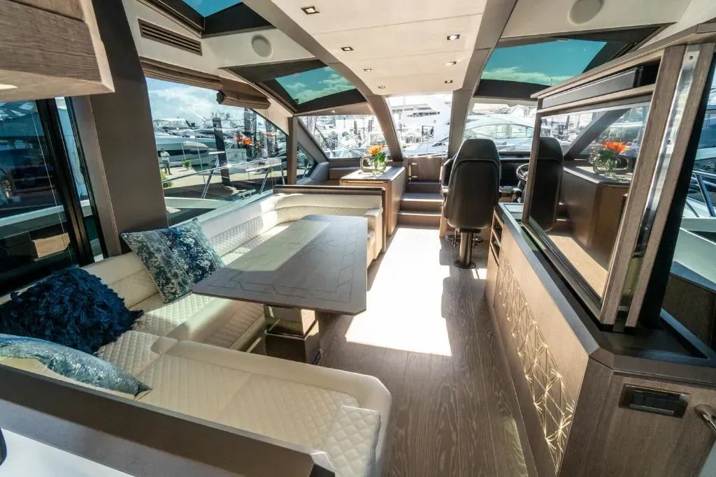 2026 Galeon 650 SKY Image Thumbnail #3