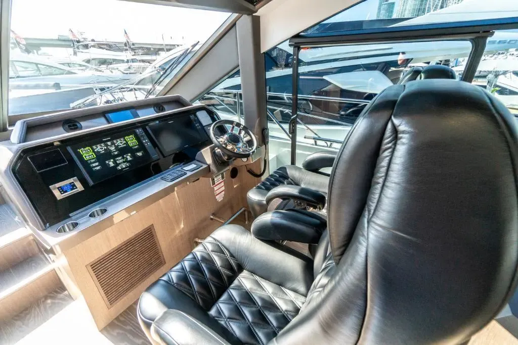 2026 Galeon 650 SKY Image Thumbnail #7