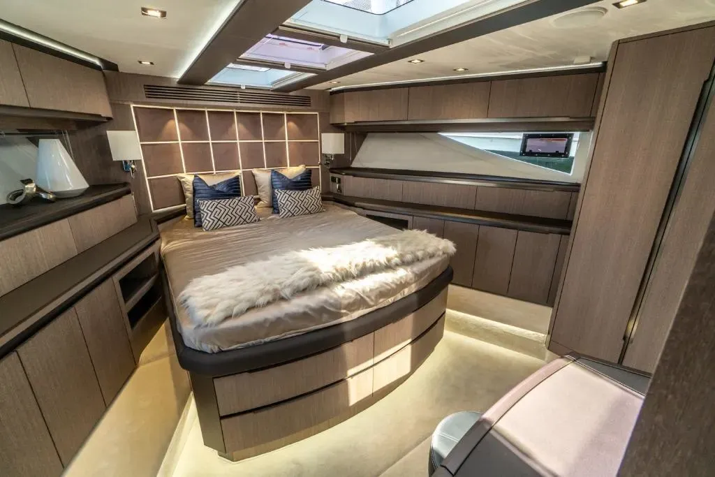 2026 Galeon 650 SKY Image Thumbnail #12