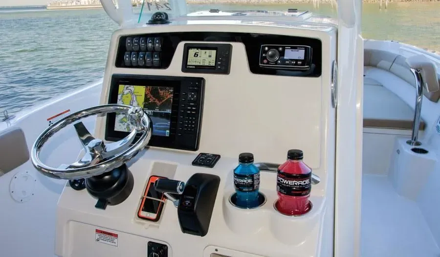 2025 Sailfish 241 CC Image Thumbnail #9