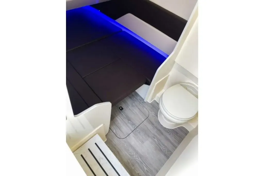 2025 Scout 330 LXF Image Thumbnail #10