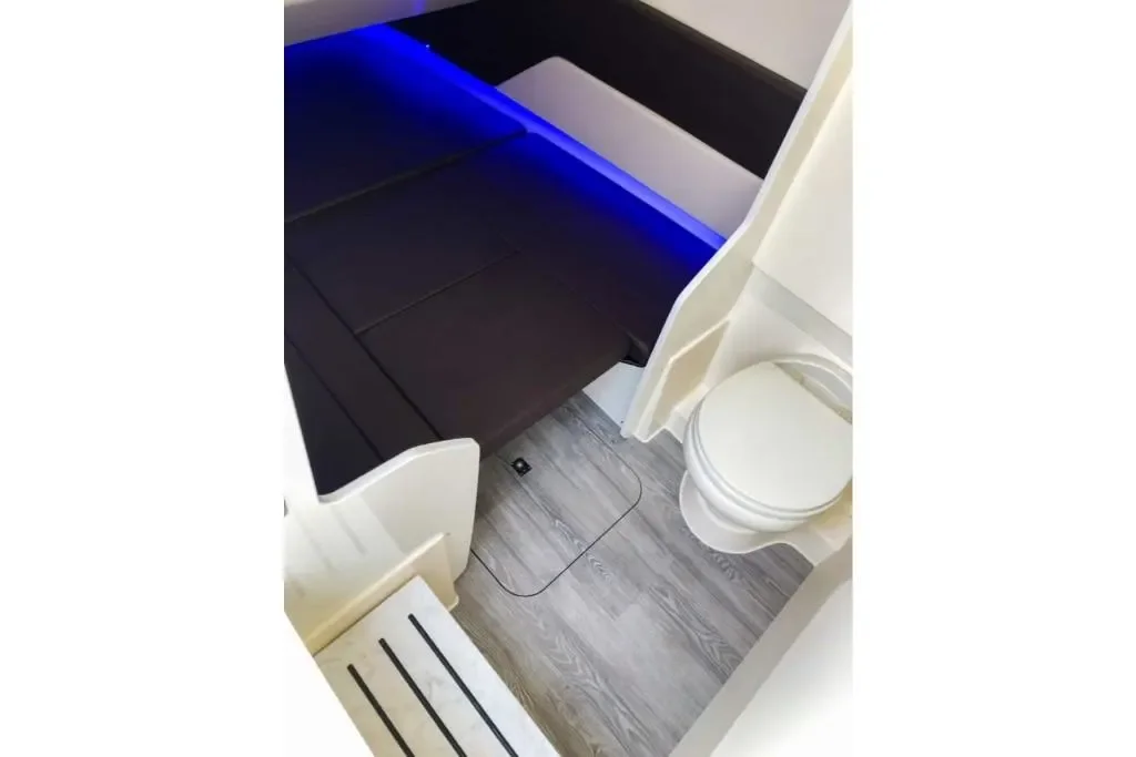 2026 Scout 330 LXF Image Thumbnail #10