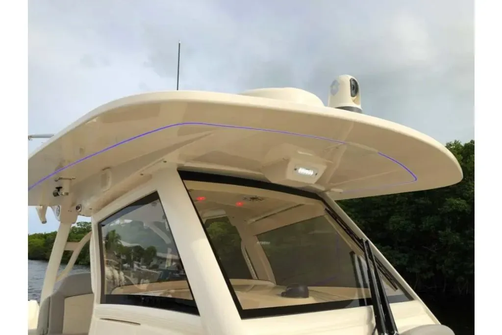 2025 Scout 330 LXF Image Thumbnail #13