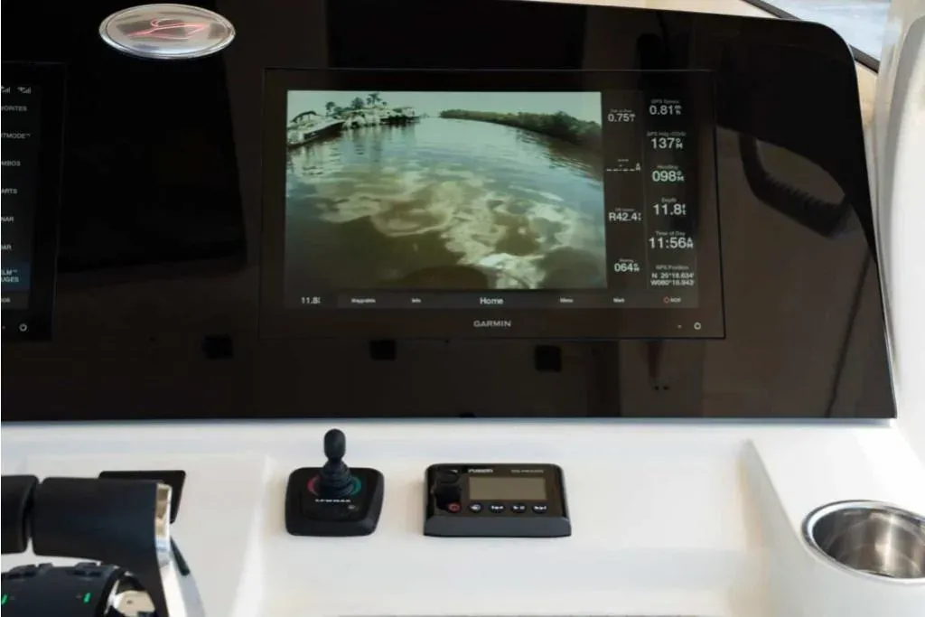 2025 Scout 330 LXF Image Thumbnail #35