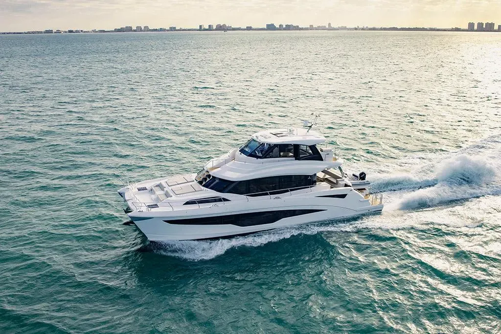 2025 Aquila 70 Luxury Image Thumbnail #0
