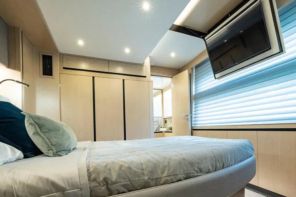 2026 Aquila
                                                             70 Luxury Image Thumbnail #22