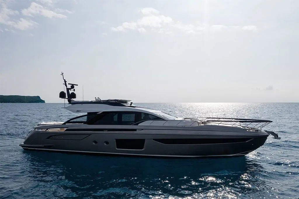 2025 Azimut S8 Image Thumbnail #2