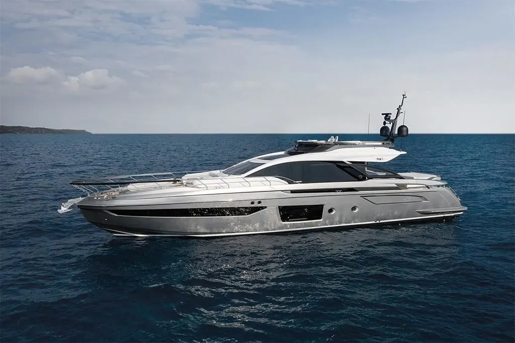 2025 Azimut S8 Image Thumbnail #3