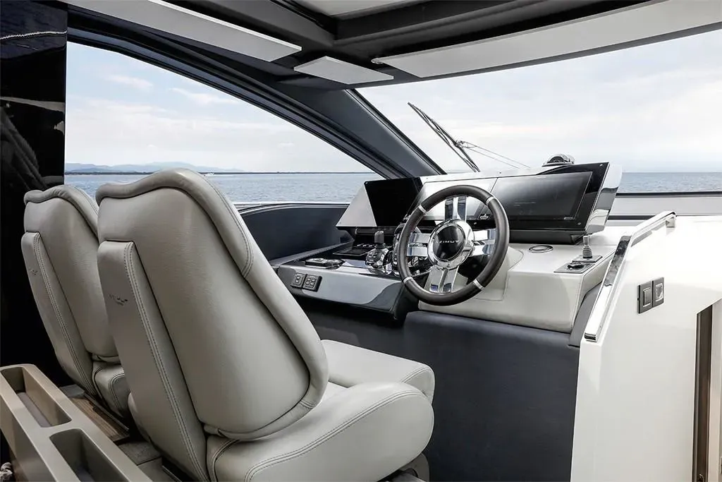 2025 Azimut S8 Image Thumbnail #11