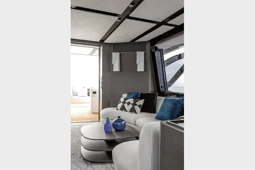 2025 Azimut S8 Image Thumbnail #12