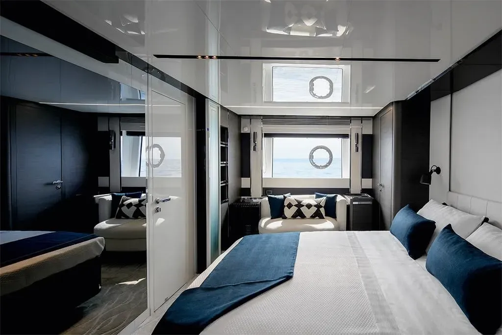 2025 Azimut S8 Image Thumbnail #14