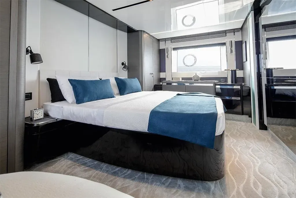 2025 Azimut S8 Image Thumbnail #16