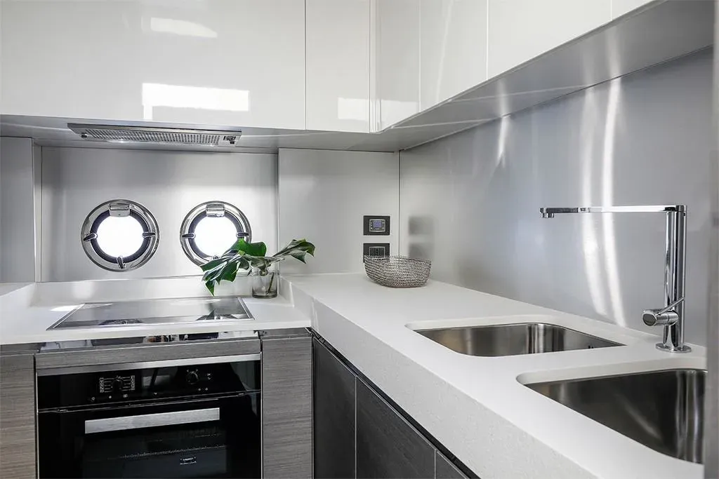 2026 Azimut S8 Image Thumbnail #13