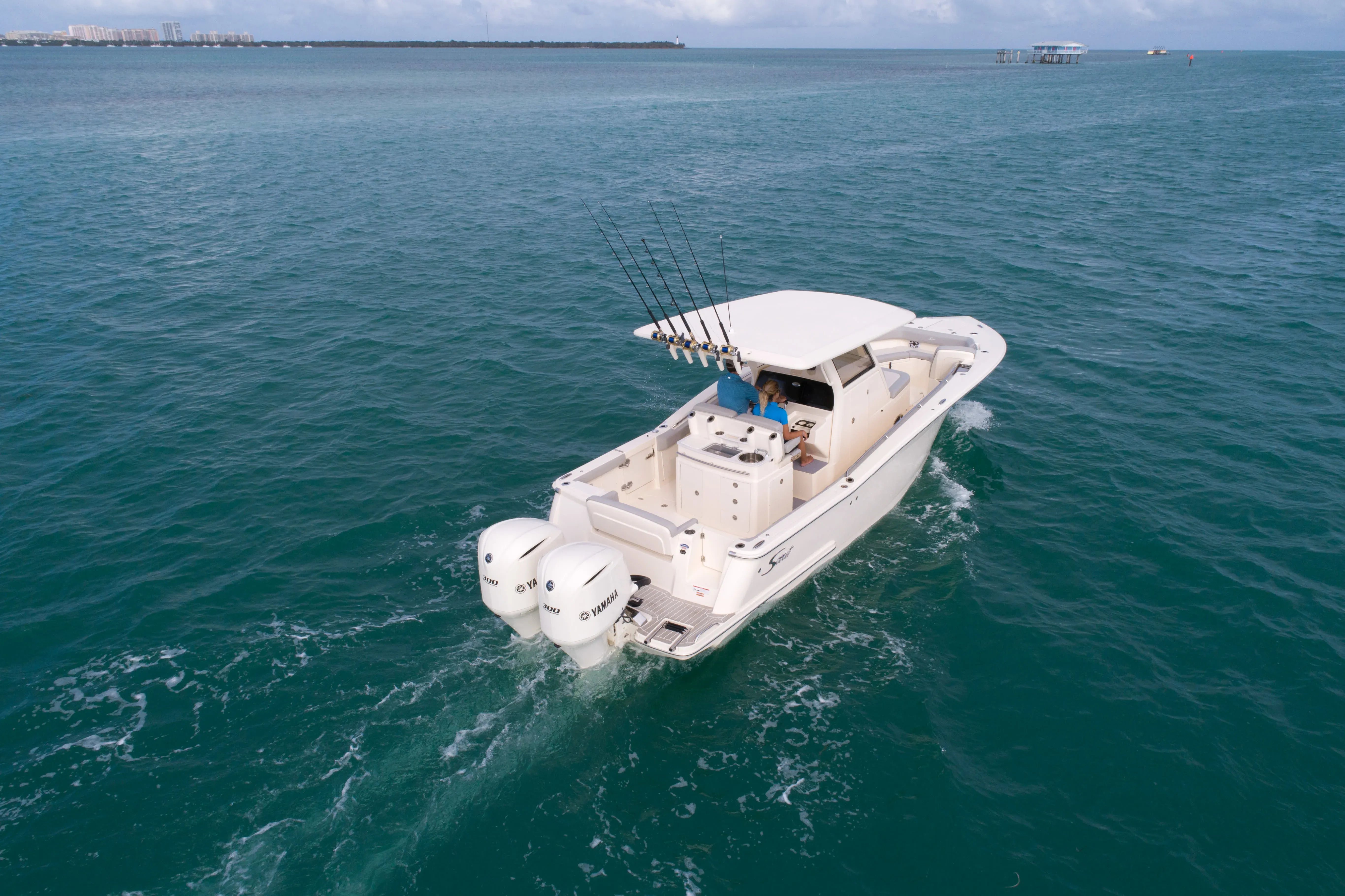 2025 Scout 305 LXF Image Thumbnail #4